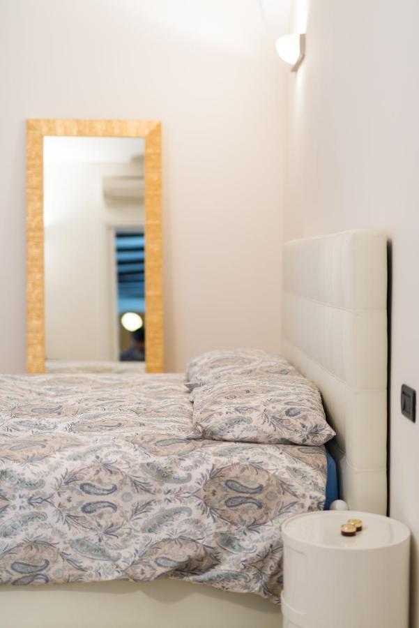 Appartamento Comodo Nei Pressi Dell'Archiginnasio By Wonderful Italy โบโลญญา ภายนอก รูปภาพ